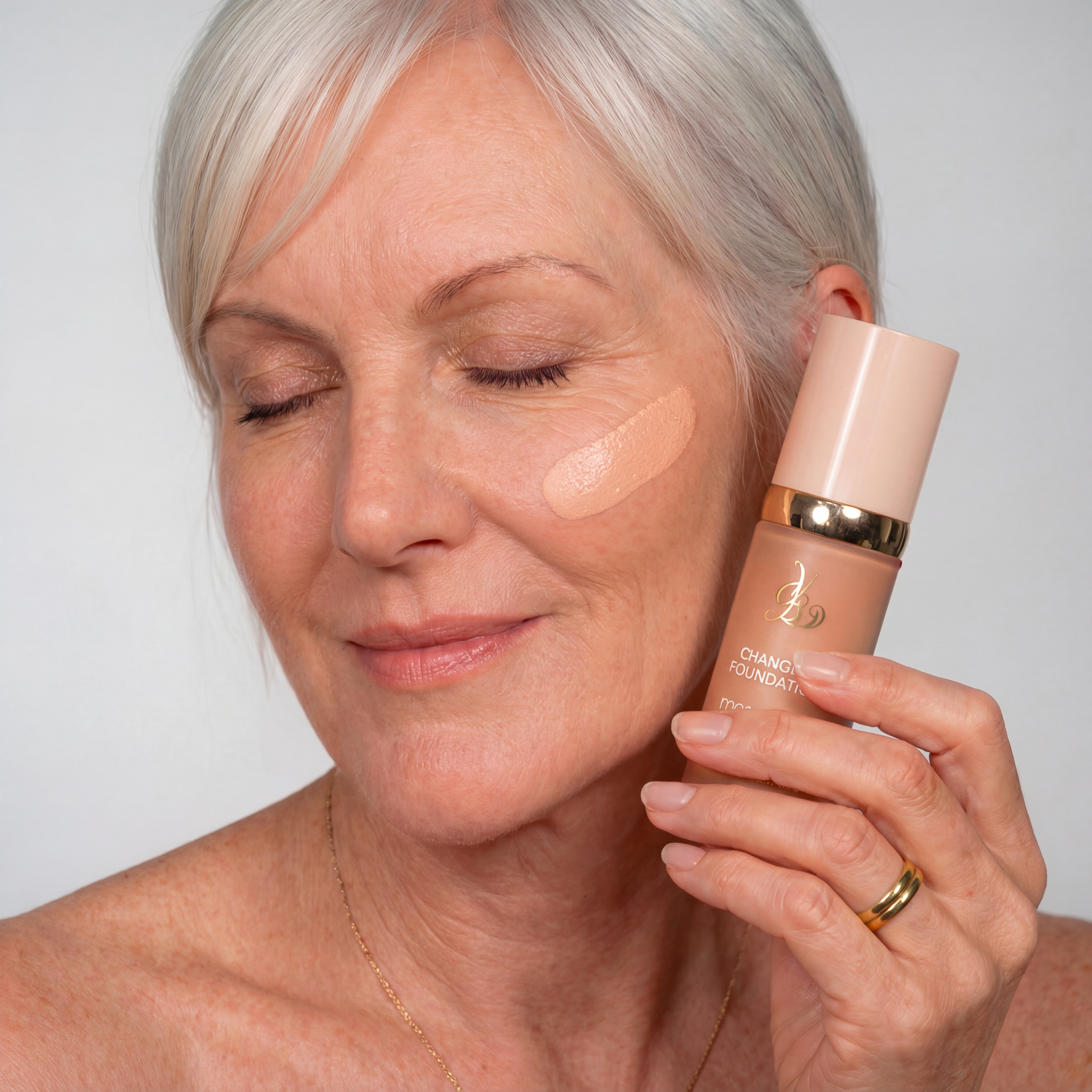 ENOVA Adaptive Make-up — pohled 3