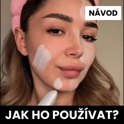 Make-up 2 v 1 s integrovaným štětcem